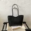 Bolso Tote Vintage para Mujer 2026 Nuevo Modelo Nicho Versátil Moderno Gran Capacidad Bolso de Hombro Bolso de Mano Simple para Viajes