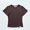 A Versão Correta do Novo Modelo Coreano 26, Semelhante ao Estilo de Jingnan, Blusa Versátil de Gola Redonda de Manga Curta Slim Fit com Etiqueta Aplicada