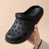 2025 Novas Sandálias de Praia Antiderrapantes Sapatos de Solado Grosso com Buracos Chinelos Masculinos para o Verão ao Ar Livre para Mulheres