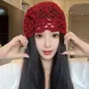 Chapéu de lã trançado à mão estilo coreano com trama vazada para mulheres, moderno e respirável para primavera e outono, faz o rosto parecer menor, chapéu versátil para cobrir a cabeça