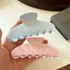 Presilha de garra de acetato listrada azul creme, mesmo estilo de influenciadora, presilha tubarão de alta qualidade para a parte de trás da cabeça, acessório de presilha para meio preso