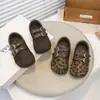 Zapatos de Cuero para Niños Estilo Británico Versátiles Otoño 2026 Nuevas Llegadas Zapatos Casuales para Niñas Niños Pequeños Niñas Zapatos de Princesa Antideslizantes