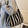 Bolsa Tote de Verão Nova 2025, Bolsa Tecida Listrada, Bolsa de Ombro Axilar Estilo Preguiçoso para Férias, Bolsa para o Dia a Dia, Bolsa Balde