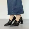 Mocasines de piel de cordero estilo francés con punta para mujer, tacón medio, tacón grueso, adecuados para ir al trabajo, con un toque de alta gama, elegante y vintage