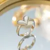 Anillo de Cobre con Circonita Microincrustada Estilo Ins Nuevo de Nicho Europeo y Americano para Mujer, Varios Anillos Abiertos Ajustables de Lujo Ligero Completamente Diamantados