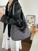 Chaqueta de Algodón Súper Ligera Casual Bolso Bolso Tote Acolchado de Diamante para Mujer Gran Capacidad Bolsa para Viaje Diario Bolso de Hombro Simple Nuevo Estilo Otoño/Invierno 2026