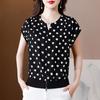Camisa de Chiffon Polka Dot Elegante para Reduzir a Idade, Manga Curta para Mulheres, Novo Estilo de Verão, Camisa Versátil Emagrecedora, Top Estiloso para Mães