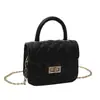 Bolso de Mano Pequeño Acolchado Estilo Chanel para Niñas, Bolso Cruzado con Cadena para Niñas, Accesorio de Vestido de Princesa, Monedero al por Mayor