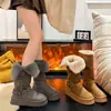Botas cálidas de caña alta, forradas de polar, con suela gruesa, botas de nieve engrosadas para mujer, nuevas botas de invierno hasta la pantorrilla 2026, zapatos grandes de algodón estilo noreste