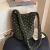 Bolsa de Pelúcia Transfronteiriça para Mulheres, Nova Bolsa de Ombro Transversal Artística de Grande Capacidade Estilo Coreano, Bolsa Versátil Simples e Casual para o Dia a Dia