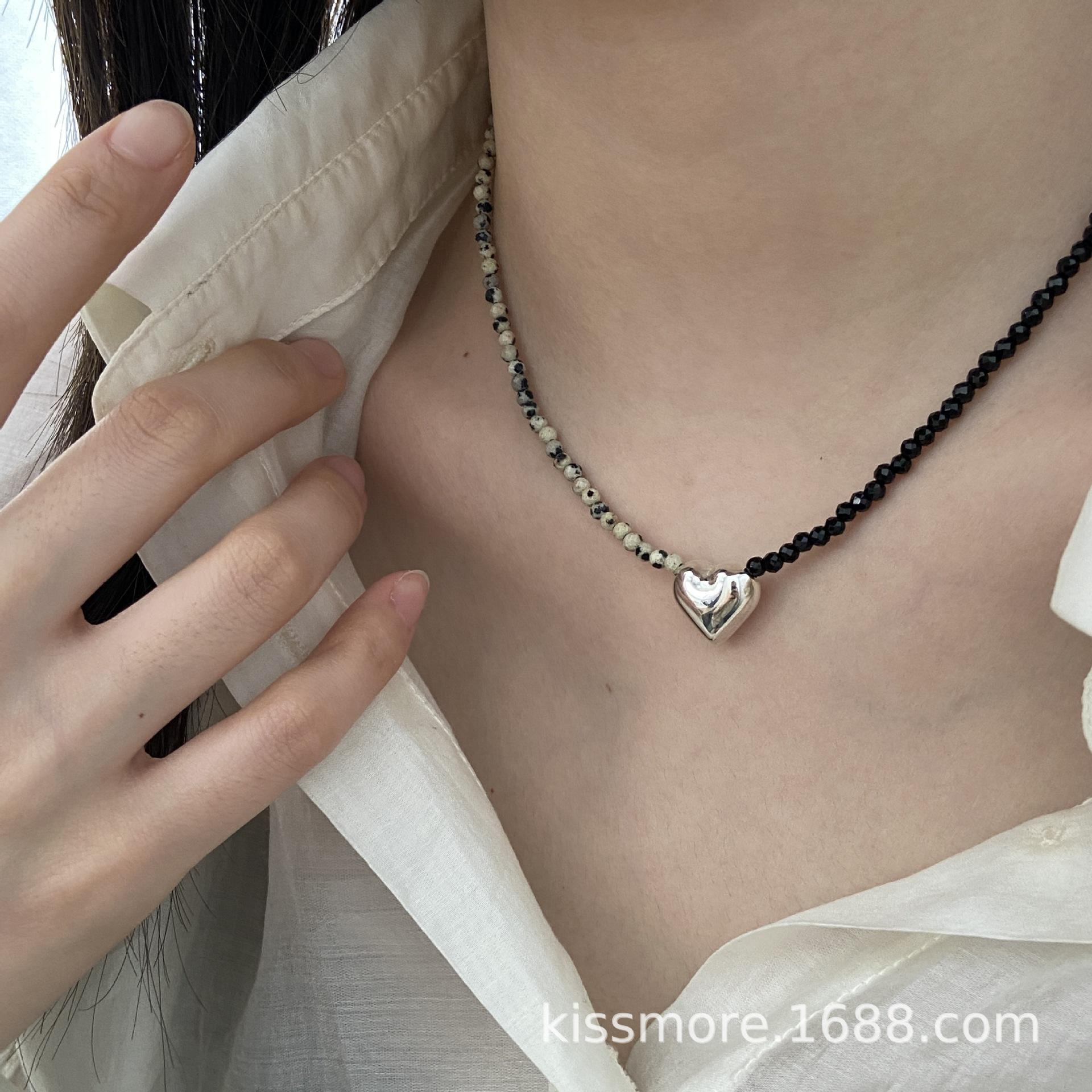 斑点石合成黑尖晶爱心纯银项链6.jpg