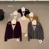 Contém lã e pelo de coelho! Suéter de tricô casual modelo 2026 outono/inverno das Treze Linhas de Guangzhou com um visual relaxado de duas peças