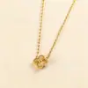 Conjunto de Joias de Aço Inoxidável Banhado a Ouro 18K, Trevo de Quatro Folhas, Colar, Pulseira e Brincos, Venda Quente Transfronteiriça, Atacado Direto da Fábrica