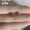 Araña de viento oscuro love hueso de oreja clavo dulce fresca chica chica caliente oreja caracol nicho circón pendiente