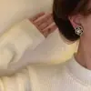 Pendientes de Botón de Perla Camelia 2022 Florales Vintage para Mujer Verano Pendientes de Nicho Lujo Ligero Artesanía Exquisita Pendientes