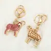 Llavero de cordero de nuevo estilo transfronterizo con diamantes, Colgante creativo de animal pequeño para bolso, Llavero de coche, Pequeño regalo exquisito