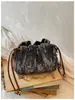 Bolso Cruzado Tipo Cubo de Lentejuelas para Mujer Estilo Chino Nuevo Moda Verano 2026 Bordado de Moda