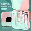 Set completo de cortaúñas del fabricante para uso doméstico, que incluye cortaúñas, cortacutículas y limpiadores de oídos, un set de herramientas de belleza con logotipo personalizable