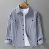 Camisa de Manga Larga para Hombre de Estilo Perezoso a Rayas Sencillas de Primavera y Otoño Camisa Casual Holgada para Hombre 1033