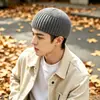 Gorro de lana tejido para circunferencia de cabeza grande, otoño e invierno, hace que la cara se vea más pequeña, mantiene el calor y protege del frío, gorro moderno estilo coreano para hombre, versátil