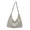 Bolso bandolera nuevo, elegante y versátil, 2026, bolso de hombro de color liso para mujer, bolsa de gran capacidad para viajes y deportes, bolso minimalista de moda