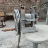 Pequeño hendidor de bambú de manivela, máquina hendidora de tiras de bambú, máquina manual de laminado de tiras de bambú, máquina rompedora de bambú, máquina de laminado para procesamiento de astillas de bambú para el hogar