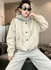 Chaqueta de Béisbol con Capucha Parcheada Falsa de Dos Piezas para Mujer, Nueva Colección Otoño 2026 Estilo Coreano Holgada Casual Chaqueta Superior