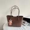 Venda Direta da Fábrica Bolsa de Ombro Grande de Alta Qualidade Estilo Retrô para Mulheres 2026 Nova Moda Versátil