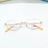 Armazones de Lentes Clásicos Estilo Mamá Trabajadora Disponibles para Lentes de Graduación, Venta al por Mayor desde Danyang, Adecuados para Presbicia y Miopía Alta, Armazón Pequeño