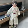 Conjunto de gorro de cuadros para niño para primavera y otoño, conjunto deportivo de dos piezas para niños estilo coreano, elegante y genial para niños, calidad de exportación