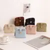 Nova carteira feminina curta, doce e estilosa, com bordado em formato de coração, perfeita para guardar cartões e identidade, e como um pequeno porta-moedas - um ótimo presente de aniversário para meninas