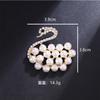 Broche Exquisito Versátil Anti-Exposição, Acessório de Emblema para Terno e Cheongsam, Decoração Clássica de Pérola para Casamento, Flor de Peito Fixa