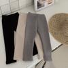 Leggings para meninas outono e inverno 2023 Nova roupa Calças de malha elegante e slim-fit quentes para todos os jogos