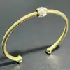 Pulsera retorcida de trébol de cuatro hojas con diseño de diamante, simple, única, exquisita, joyería de nicho, estilo Otoño 2025