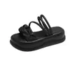 Pantuflas de verano para exteriores de doble uso para mujer 2026 nuevo estilo de moda de hada, adecuadas para combinar con faldas, sandalias de playa de suela gruesa que aumentan la altura
