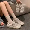 Zapatillas de entrenamiento alemanas planas color plata que aumentan la altura interior, zapatillas deportivas casuales nuevas de primavera/verano, zapatos estilo Forrest Gump
