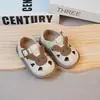 Zapatos de Cuero Calados para Niños con Diseño de Conejo de Dibujos Animados, Moda Nueva Primavera/Verano 2026 Zapatos de Princesa para Niñas Pequeñas