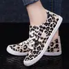 Sapatos Femininos, Sapatos de Tamanho Grande Europeus e Americanos, Sapatos Leves de Lona para Primavera, Sapatos Casuais Planos de Solado Macio, Sapatos Femininos Transfronteiriços, Sapatos Preguiçosos