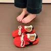 Tênis de treinamento esportivo alemão 2026, color blocking moderno de sola reta, fofo e peculiar, novo modelo casual feminino, resistente ao desgaste, confortável, sapatos de verão