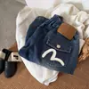 Pantalones largos para niños, colección primavera/otoño 26, pantalones vaqueros de estilo japonés de moda para niños, pantalones casuales para bebés y niños pequeños, pantalones rectos a la moda