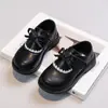 Novos Sapatos de Couro para Meninas Primavera/Outono 2026, Mocassins com Solado Macio, Sapatos de Princesa com Laço, Sapatos Individuais para Meninas Pequenas