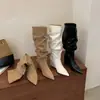 Botas elegantes y de estilo maduro con punta de pico plisada y tacón de bloque para mujer, nuevo modelo otoño e invierno 2026, botas de montar altas y estilosas con tacón de cuña