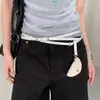 Cinturón Fino de Doble Capa Tachonado Estilo Retro Americano con Hebilla Metálica para Mujer, Sensación de Alta Gama, Adecuado para Combinar con Jeans