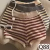 Shorts Listrados Color Block Modernos para Mulheres, Malha Slimming de Cintura Alta para Outono, Modelo A-Line Sexy Hot Pants para Figuras Baixas