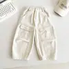 Vale do Vento 2026 Inverno Novo Calça Cargo Infantil Personalizada Estilo Japonês com Bolsos Grandes, Calça Larga Estilosa para Meninos com Forro de Fleece