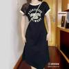 Vestido de Verão Europeu Camisola Feminina Seda de Gelo Fina Estampado de Letras Fenda Design de Vestido Longo Solto Manga Curta Vestido para Casa