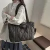 Bolsa Feminina de Algodão Lisa e Fashionável Transfronteiriça Nova Bolsa de Ombro Bordada Xadrez Espaço de Grande Capacidade Bolsa Tote de Algodão