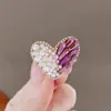 Broche de temperamento de moda estilo coreano para mujer, hebilla de bufanda de diamantes de imitación, hebilla anti-exposición, broche de corsage de cristal, accesorios de joyería de perlas