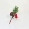 Conos rojos de doble punta piñas de pino mini árbol de Navidad accesorios caja de regalo decoración flor artificial decoraciones de plástico decoraciones de escritorio