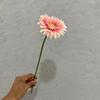 Crisantemo Artificial Cepillado de Tallo Único, Flor de Seda, Crisantemo de Mil Capas, Recepción de Hotel, Exhibidor de Mostrador de Cafetería, Arreglo Floral de Jardinería